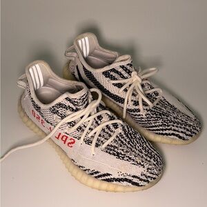 Yeezy 350 Zebra